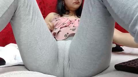 NICOLLE online show from January 14, 11:35 pm