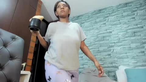 Snapshot of nicollesofia3 chatting on March 12, 11:53 am nicollesofia3 online show from March 12, 11:53 am