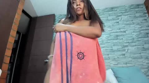 Snapshot of nicollesofia3 chatting on March 2, 7:21 am nicollesofia3 online show from March 2, 7:21 am