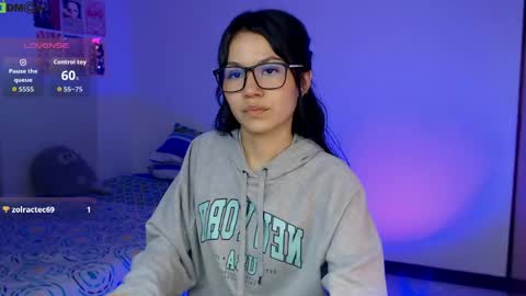 NicoRobin777 online show from May 24, 6:42 am
