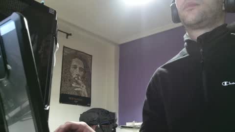 Julian online show from February 9, 11:14 am
