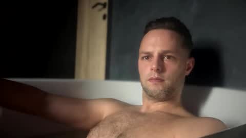 nigel49 online show from December 5, 12:06 pm