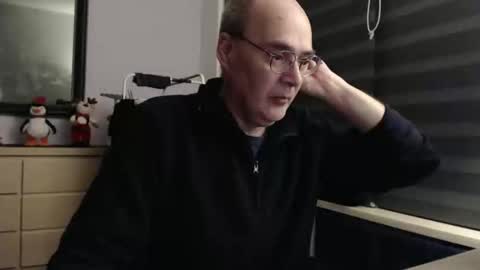 nightkeeper63 online show from November 30, 1:45 am