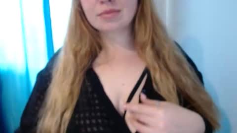 nightlaura online show from March 7, 8:56 am