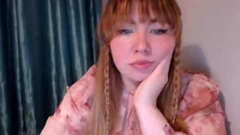 nightlaura online show from February 9, 5:22 pm