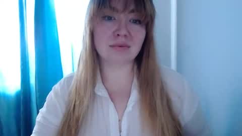 nightlaura online show from March 10, 6:38 am