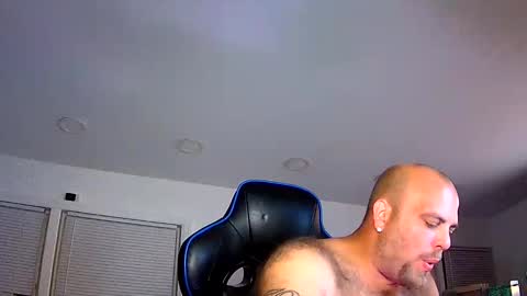 Snapshot of nightlifecouple chatting on September 17, 2:59 am nightlifecouple online show from September 17, 2:59 am