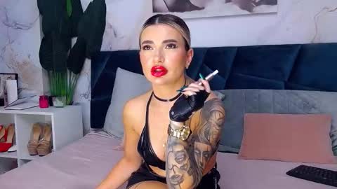 Iris online show from November 11, 9:33 am