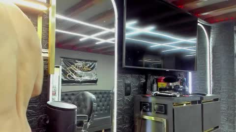 Niick online show from March 17, 2:38 am