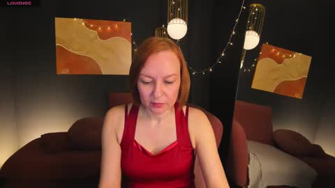 Snapshot of nika_gentle chatting on March 4, 5:42 am Nika online show from March 4, 5:42 am