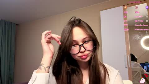 nikagpt online show from April 16, 8:09 pm