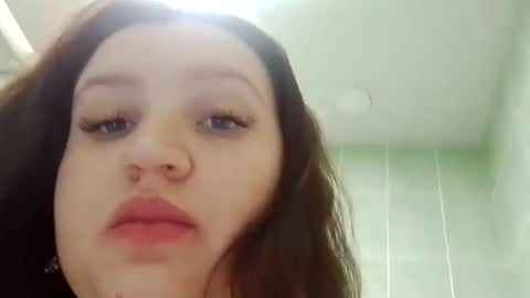 nikaking22 online show from October 12, 3:59 pm