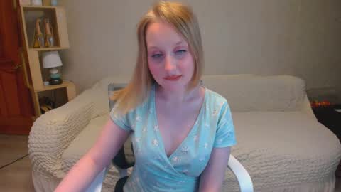 nikarocks online show from February 2, 1:02 am