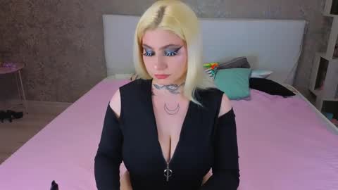 nikarocks online show from March 22, 5:17 pm