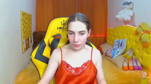 nikastarkk online show from February 14, 7:54 pm