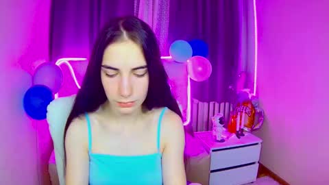 nikastarkk online show from September 26, 7:05 am