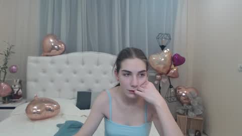nikastarkk online show from February 16, 2:20 am