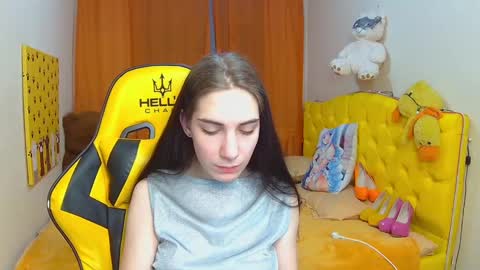 nikastarkk online show from February 6, 2:44 am