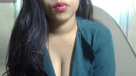 Nike online show from March 18, 5:57 am