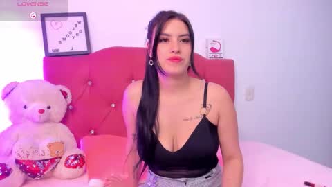 Nikii  online show from October 9, 12:27 am