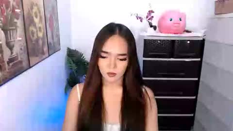 nikitta_morris online show from March 16, 2:04 am