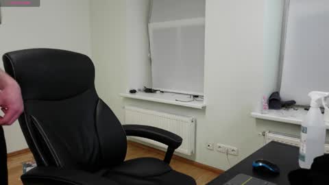 nikki online show from April 12, 7:40 pm