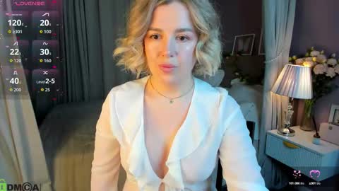 Nikki online show from October 7, 1:12 am