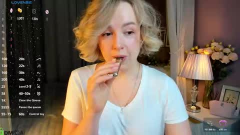 Snapshot of nikki_kai chatting on September 16, 12:34 am Nikki online show from September 16, 12:34 am