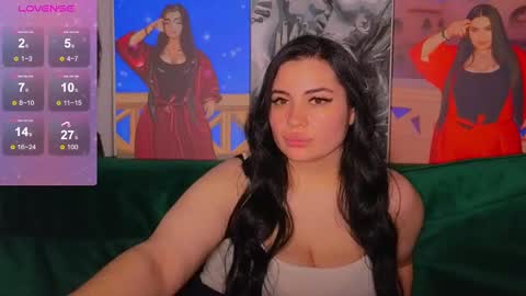 Nikki Kardashian online show from December 27, 8:39 pm