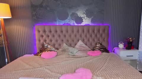 Nikki online show from September 9, 7:58 pm