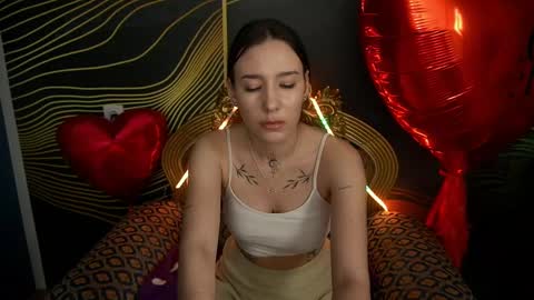 Snapshot of nikkigoldx chatting on March 1, 5:27 pm Nikki online show from March 1, 5:27 pm