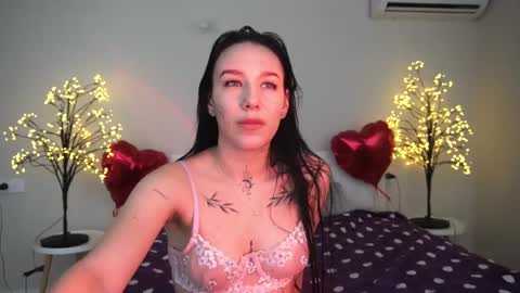 Snapshot of nikkigoldx chatting on March 8, 4:28 pm Nikki online show from March 8, 4:28 pm