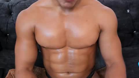 niklause_froid online show from February 24, 4:15 pm