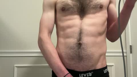 niko9inches online show from March 24, 7:20 pm