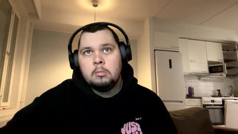 nikofromforest online show from December 3, 3:34 pm