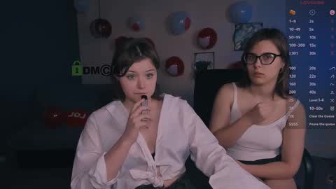 Snapshot of nikol_kitt chatting on February 22, 5:34 am Little Niko Help me reach my goals online show from February 22, 5:34 am
