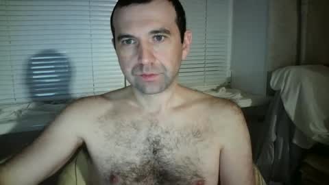 nikolas_vaz online show from October 21, 9:18 pm