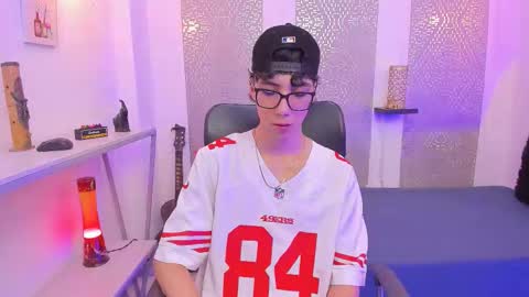    online show from October 5, 4:32 am