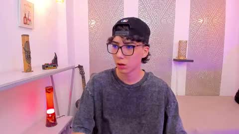    online show from September 29, 4:44 am