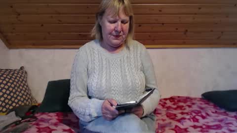 Nikole1 online show from May 14, 12:36 pm