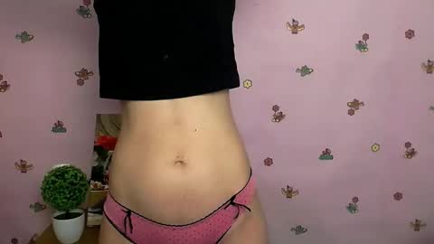 Snapshot of nikolleta_m chatting on October 28, 1:01 pm Nikolleta online show from October 28, 1:01 pm