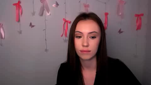 nikonara_ online show from March 11, 2:53 pm