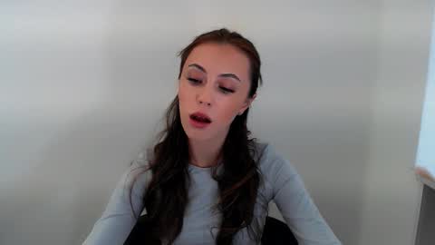 nikonara_ online show from October 11, 12:21 pm