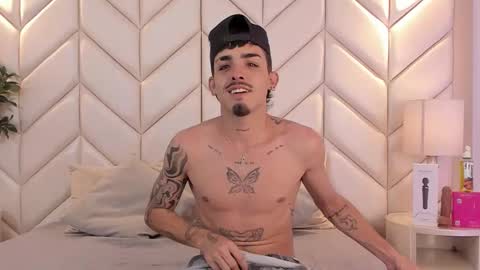 Niko Stone online show from April 3, 5:14 am