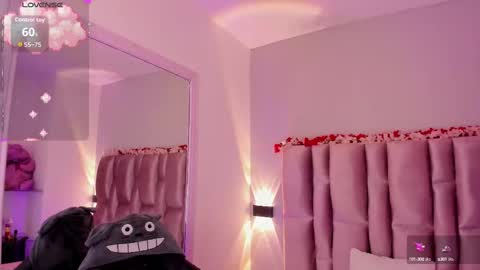 Niky Brooks online show from September 30, 12:48 pm