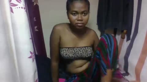 nilah online show from February 6, 8:29 am