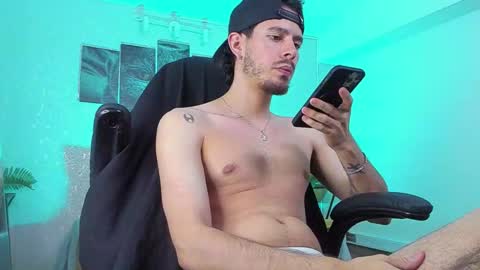 Nils online show from February 26, 5:11 am