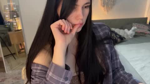 Jennet online show from September 16, 4:32 pm