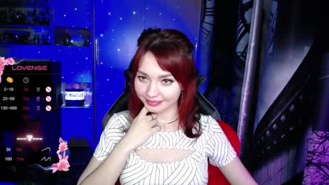 Snapshot of nimfeya chatting on February 17, 10:27 pm Nimfeya online show from February 17, 10:27 pm