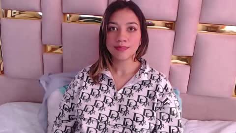 Nina Carther online show from October 12, 12:53 pm